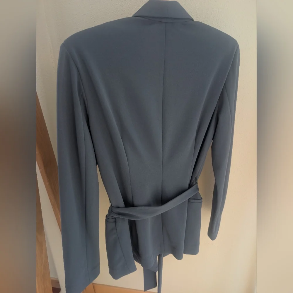 White House Black Market Dusty Blue Blazer - Picture 10 of 10